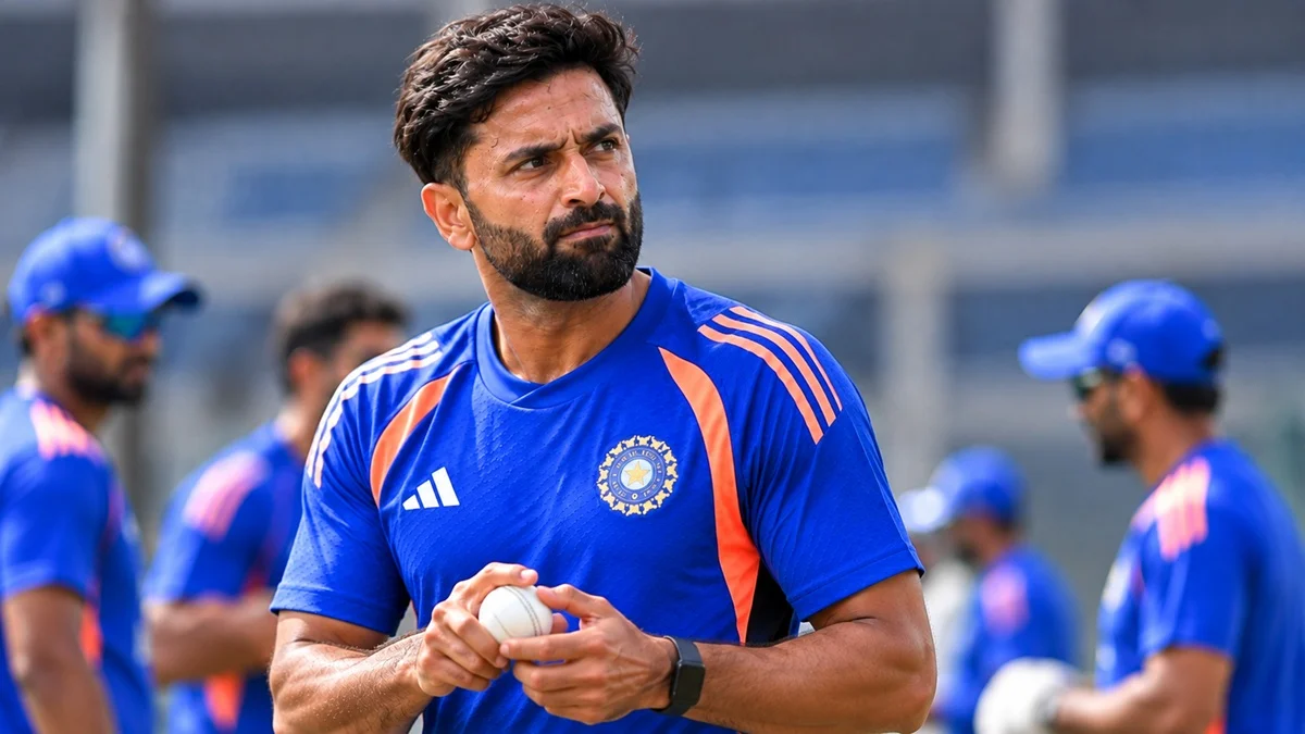 Auqib Nabi with cricket ball during India training ahead of the West Indies ODI series